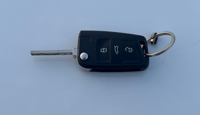 2021 Volkswagen TAIGUN GT PLUS 1.5 TSI DSG, Petrol, Automatic, 1,13,275 km, Key Close Up
