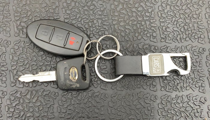 2016 Datsun Redi Go T (O), Petrol, Manual, 92,375 km, Key Close Up