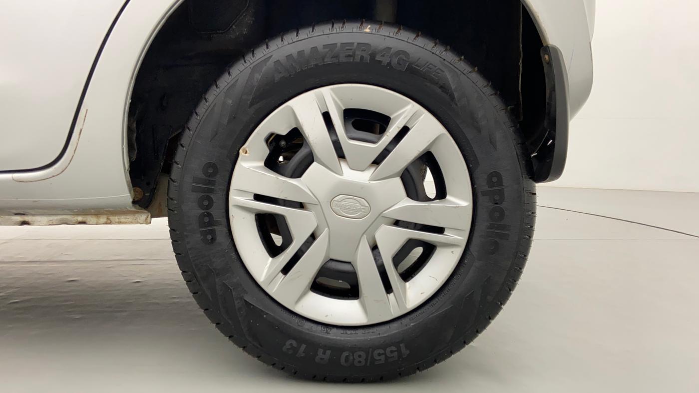 2016 Datsun Redi Go T (O), Petrol, Manual, 92,375 km, Left Rear Wheel