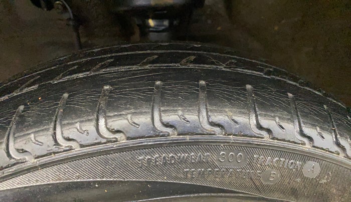 2017 Maruti Wagon R 1.0 VXI+, Petrol, Manual, 30,550 km, Left Front Tyre Tread