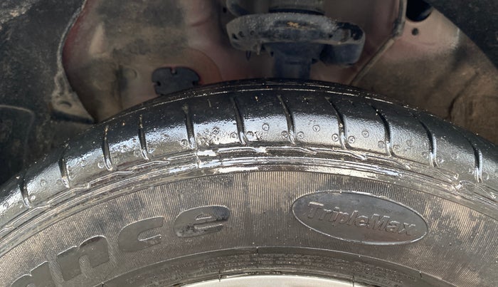 2022 KIA SELTOS HTK PLUS 1.5, Petrol, Manual, 24,502 km, Left Front Tyre Tread