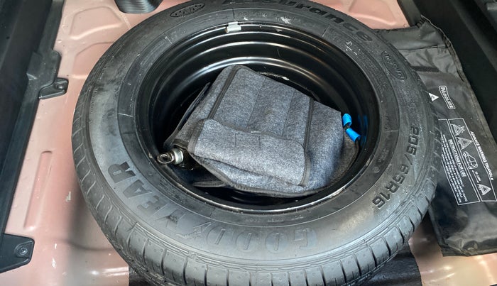 2022 KIA SELTOS HTK PLUS 1.5, Petrol, Manual, 24,502 km, Spare Tyre