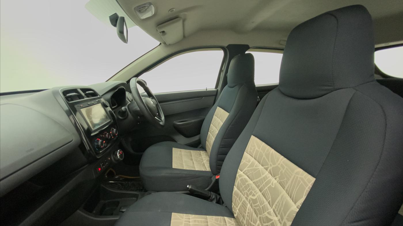 2018 Renault Kwid 1.0 RXT Opt AT, Petrol, Automatic, 19,503 km, Right Side Front Door Cabin