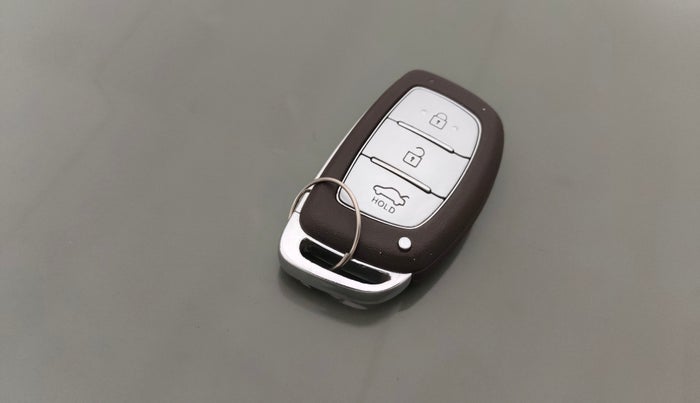 2023 Hyundai EXTER SX(O) CONNECT 1.2 AMT DUAL TONE, Petrol, Automatic, 20,275 km, Key Close Up