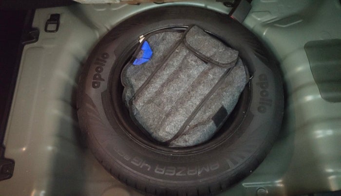 2023 Hyundai EXTER SX(O) CONNECT 1.2 AMT DUAL TONE, Petrol, Automatic, 20,275 km, Spare Tyre