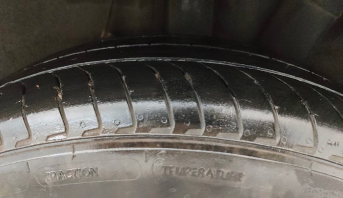 2023 Hyundai EXTER SX(O) CONNECT 1.2 AMT DUAL TONE, Petrol, Automatic, 20,275 km, Left Rear Tyre Tread