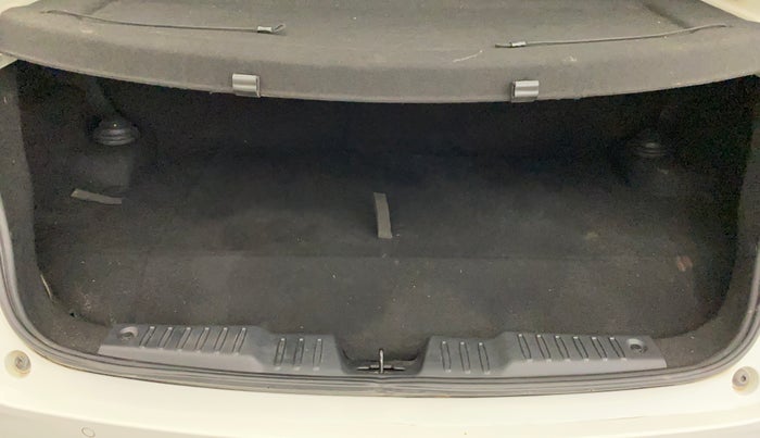2024 Tata ALTROZ XM PLUS SUNROOF CNG, CNG, Manual, 16,493 km, Boot Inside