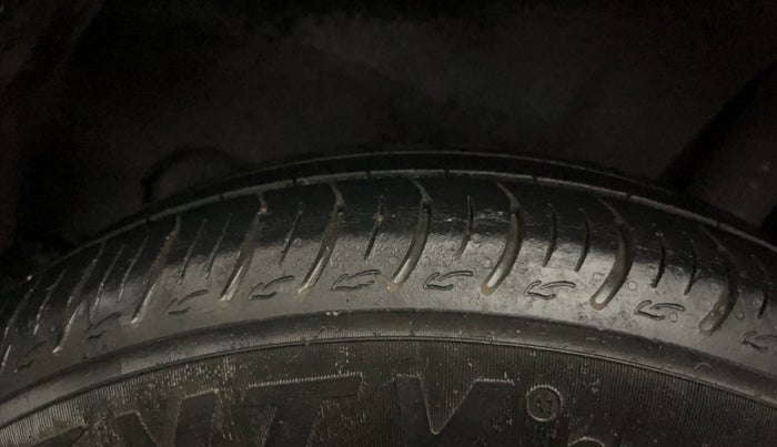 2021 Maruti Baleno SIGMA PETROL 1.2, Petrol, Manual, 24,713 km, Left Rear Tyre Tread