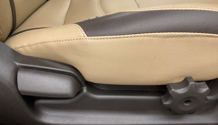 2015 Hyundai Verna FLUIDIC 4S 1.6 VTVT S, Petrol, Manual, 61,311 km, Driver Side Adjustment Panel