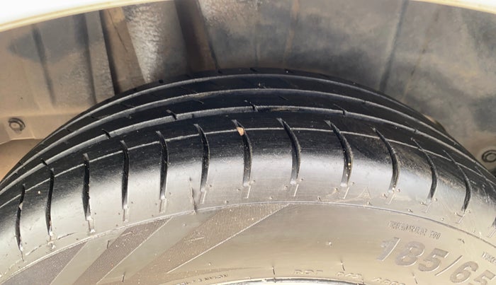 2019 Maruti Ertiga ZXI+ SHVS, Petrol, Manual, 43,635 km, Right Rear Tyre Tread
