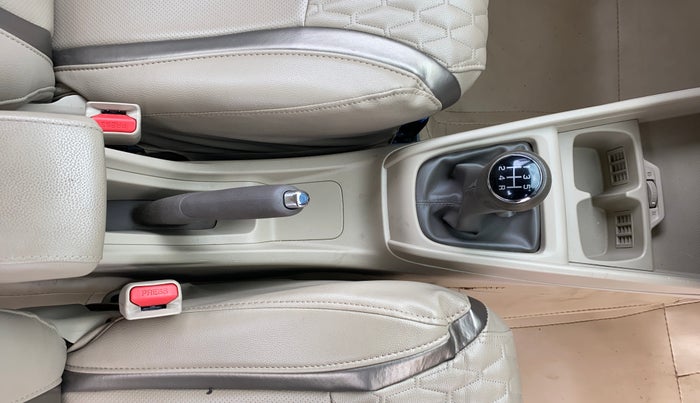 2019 Maruti Ertiga ZXI+ SHVS, Petrol, Manual, 43,635 km, Gear Lever