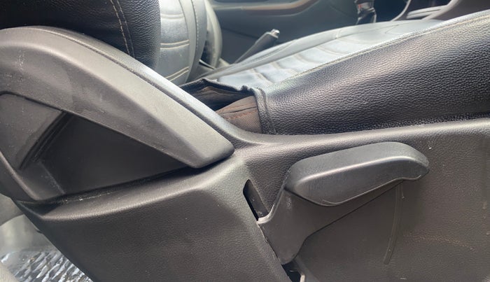 2018 Ford FREESTYLE TITANIUM 1.2 PETROL, Petrol, Manual, 68,864 km, Driver Side Adjustment Panel