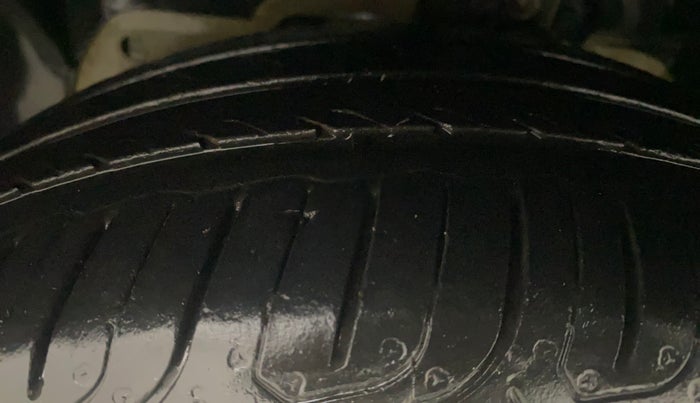 2018 Ford FREESTYLE TITANIUM 1.2 PETROL, Petrol, Manual, 68,864 km, Left Front Tyre Tread