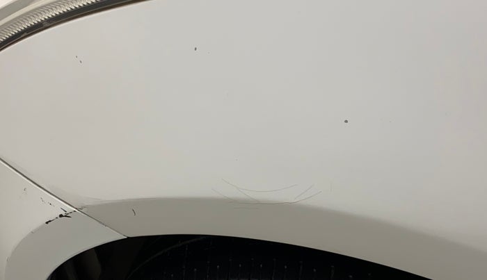 2013 Maruti Swift ZXI, Petrol, Manual, 1,06,424 km, Left fender - Minor scratches