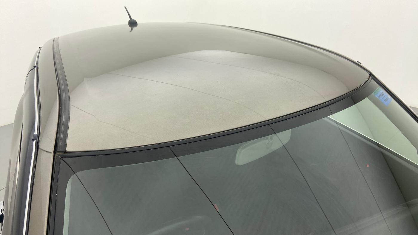 2021 Maruti Swift LXI D, Petrol, Manual, 5,054 km, Roof