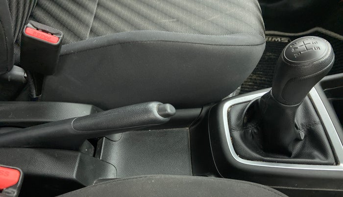 2021 Maruti Swift LXI D, Petrol, Manual, 5,054 km, Gear Lever