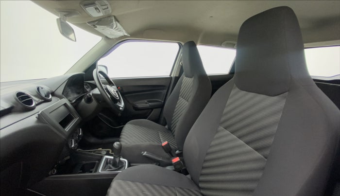 2021 Maruti Swift LXI D, Petrol, Manual, 5,054 km, Right Side Front Door Cabin