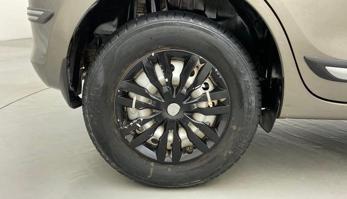 2021 Maruti Swift LXI D, Petrol, Manual, 5,054 km, Right Rear Wheel