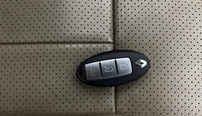 2013 Renault Scala RXZ DIESEL, Diesel, Manual, 50,380 km, Key Close Up