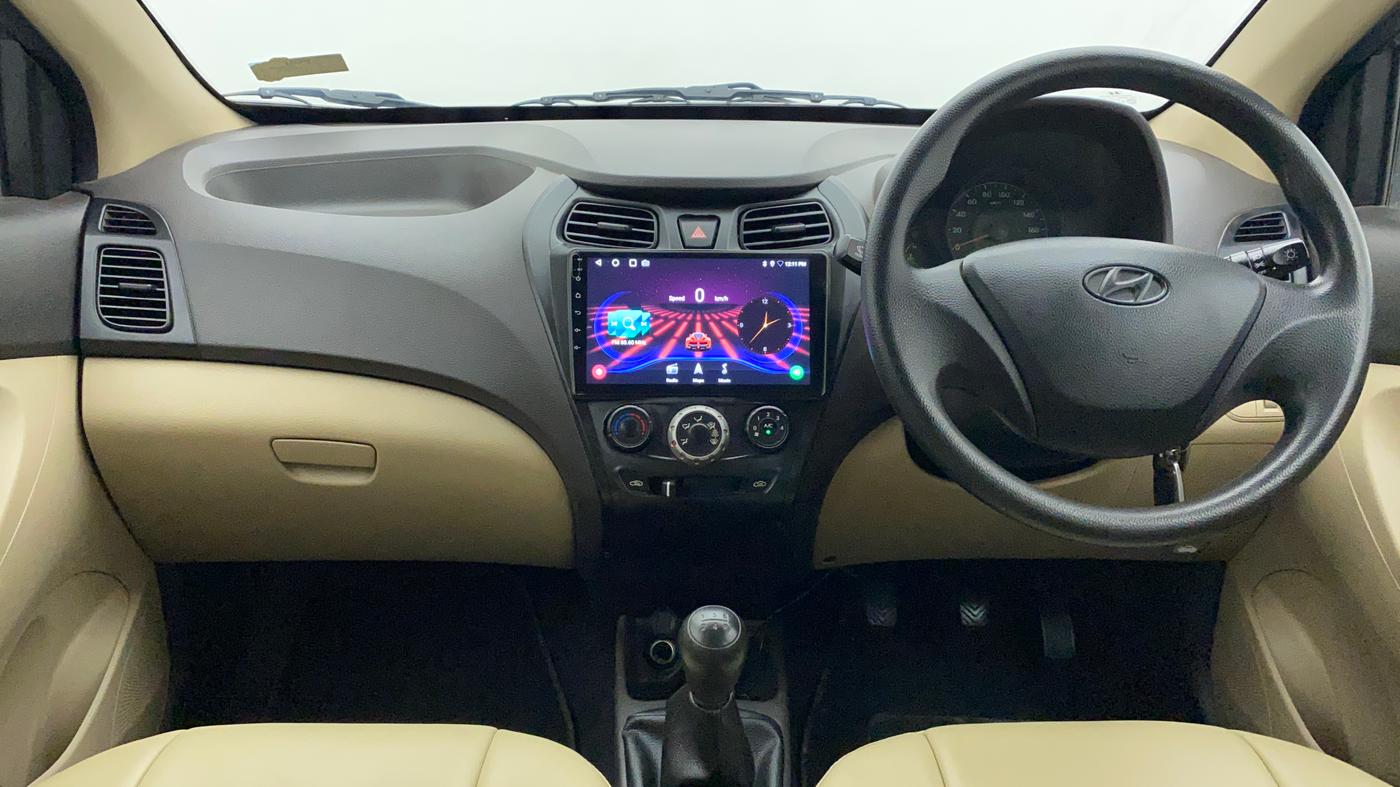 2017 Hyundai Eon ERA +, Petrol, Manual, 66,667 km, Dashboard