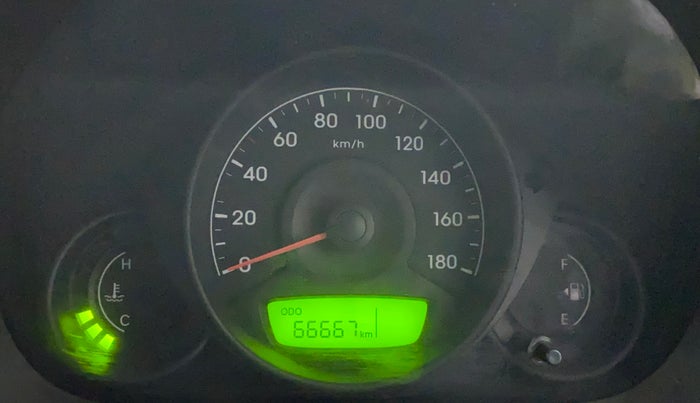 2017 Hyundai Eon ERA +, Petrol, Manual, 66,667 km, Odometer Image