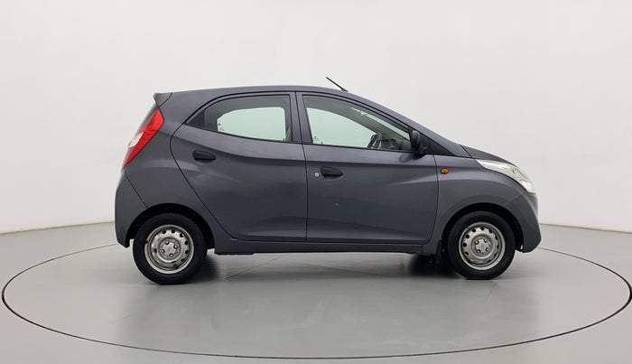 2017 Hyundai Eon ERA +, Petrol, Manual, 66,667 km, Right Side View