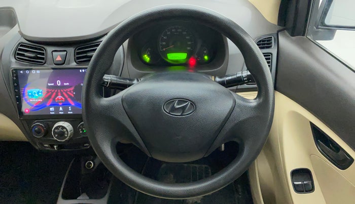 2017 Hyundai Eon ERA +, Petrol, Manual, 66,667 km, Steering Wheel Close Up