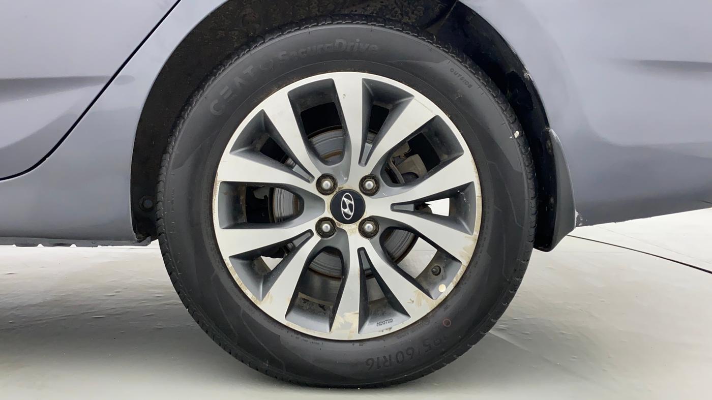 2013 Hyundai Verna FLUIDIC 1.6 SX VTVT OPT, Petrol, Manual, 49,389 km, Left Rear Wheel