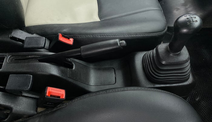 2018 Maruti Eeco 5 STR WITH AC PLUSHTR, Petrol, Manual, 43,683 km, Gear Lever