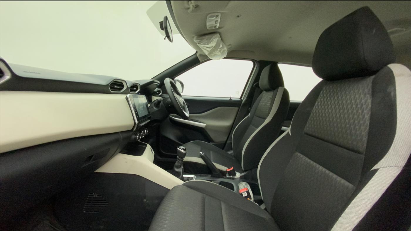 2021 Nissan MAGNITE XV MT, Petrol, Manual, 6,311 km, Right Side Front Door Cabin