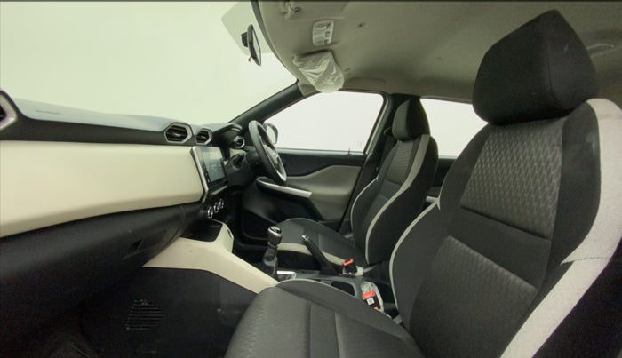 2021 Nissan MAGNITE XV MT, Petrol, Manual, 6,311 km, Right Side Front Door Cabin