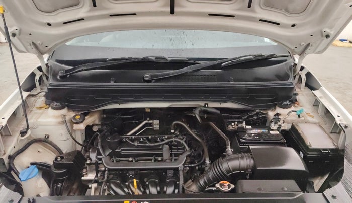 2022 Hyundai VENUE S+ 1.2, Petrol, Manual, 38,396 km, Engine View