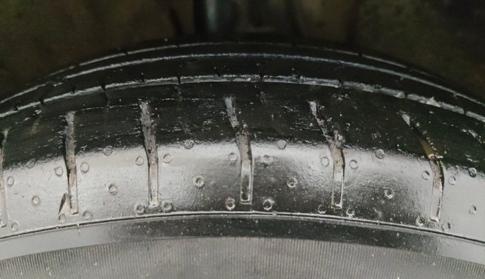 2022 Hyundai VENUE S+ 1.2, Petrol, Manual, 38,396 km, Right Front Tyre Tread