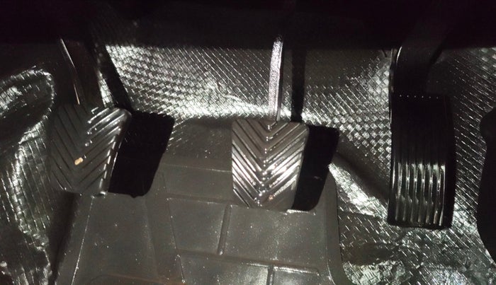 2022 Hyundai VENUE S+ 1.2, Petrol, Manual, 38,396 km, Pedals