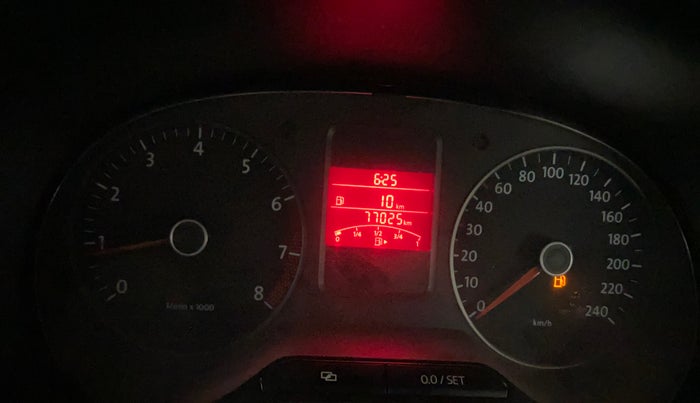 2014 Volkswagen Polo COMFORTLINE 1.2L, Petrol, Manual, 77,024 km, Odometer Image