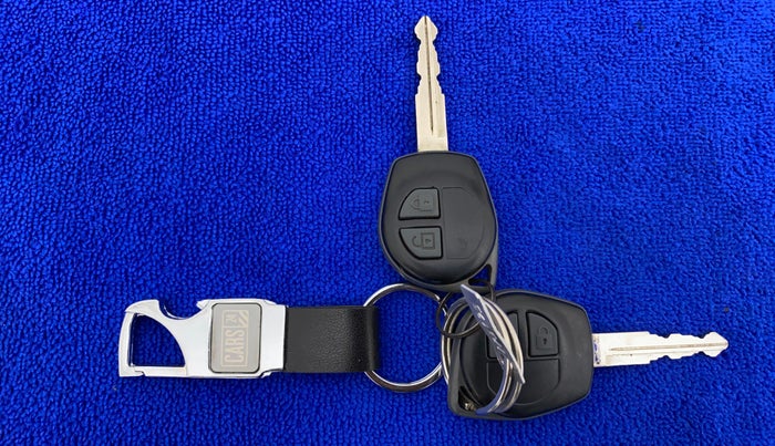 2016 Maruti Ertiga ZXI, Petrol, Manual, 17,996 km, Key Close Up