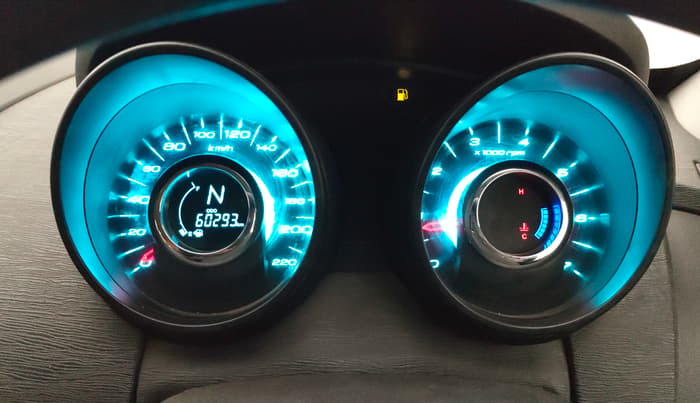 2019 Mahindra XUV500 W5, Diesel, Manual, 60,258 km, Odometer Image