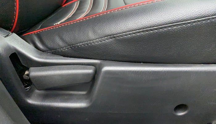 2019 Maruti Alto LXI, Petrol, Manual, 9,029 km, Driver Side Adjustment Panel
