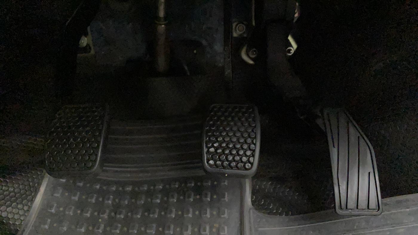 2019 Maruti Alto LXI, Petrol, Manual, 9,029 km, Pedals