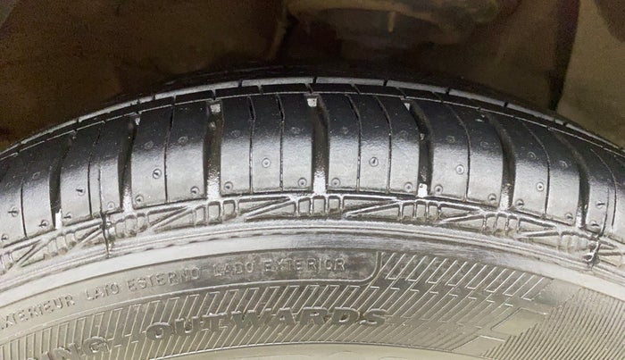 2017 Hyundai Grand i10 SPORTZ 1.2 KAPPA VTVT, Petrol, Manual, 59,923 km, Right Front Tyre Tread