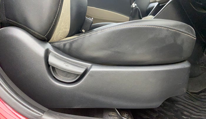 2017 Hyundai Grand i10 SPORTZ 1.2 KAPPA VTVT, Petrol, Manual, 59,923 km, Driver Side Adjustment Panel