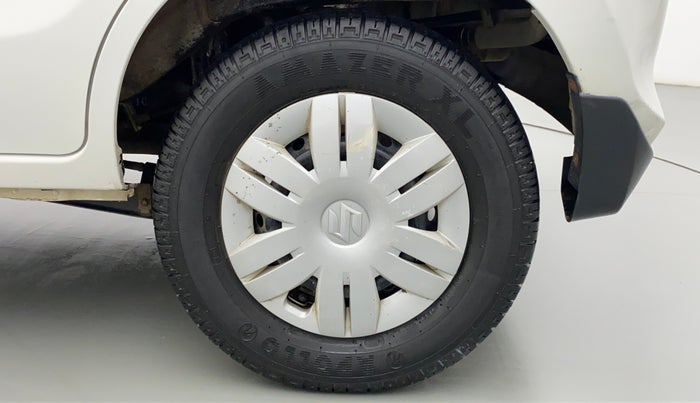 2016 Maruti Alto 800 LXI, Petrol, Manual, 25,147 km, Left Rear Wheel