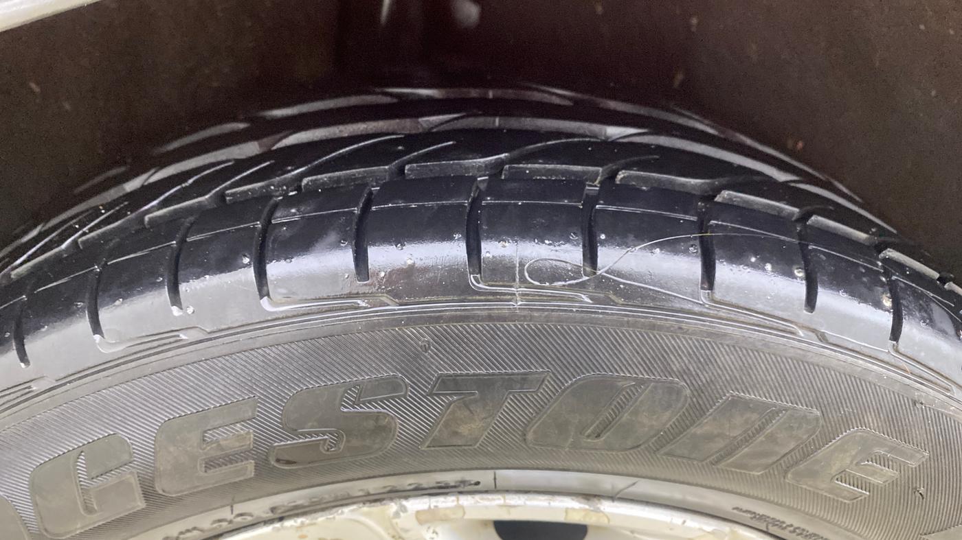 2014 Ford Ecosport TITANIUM 1.5L DIESEL, Diesel, Manual, 1,50,139 km, Right Rear Tyre Tread