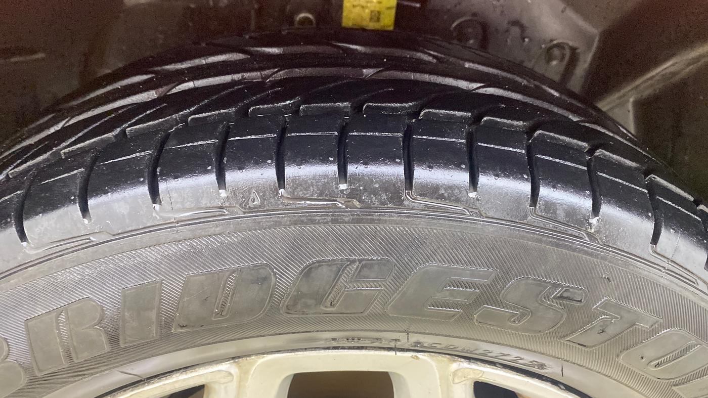 2014 Ford Ecosport TITANIUM 1.5L DIESEL, Diesel, Manual, 1,50,139 km, Right Front Tyre Tread