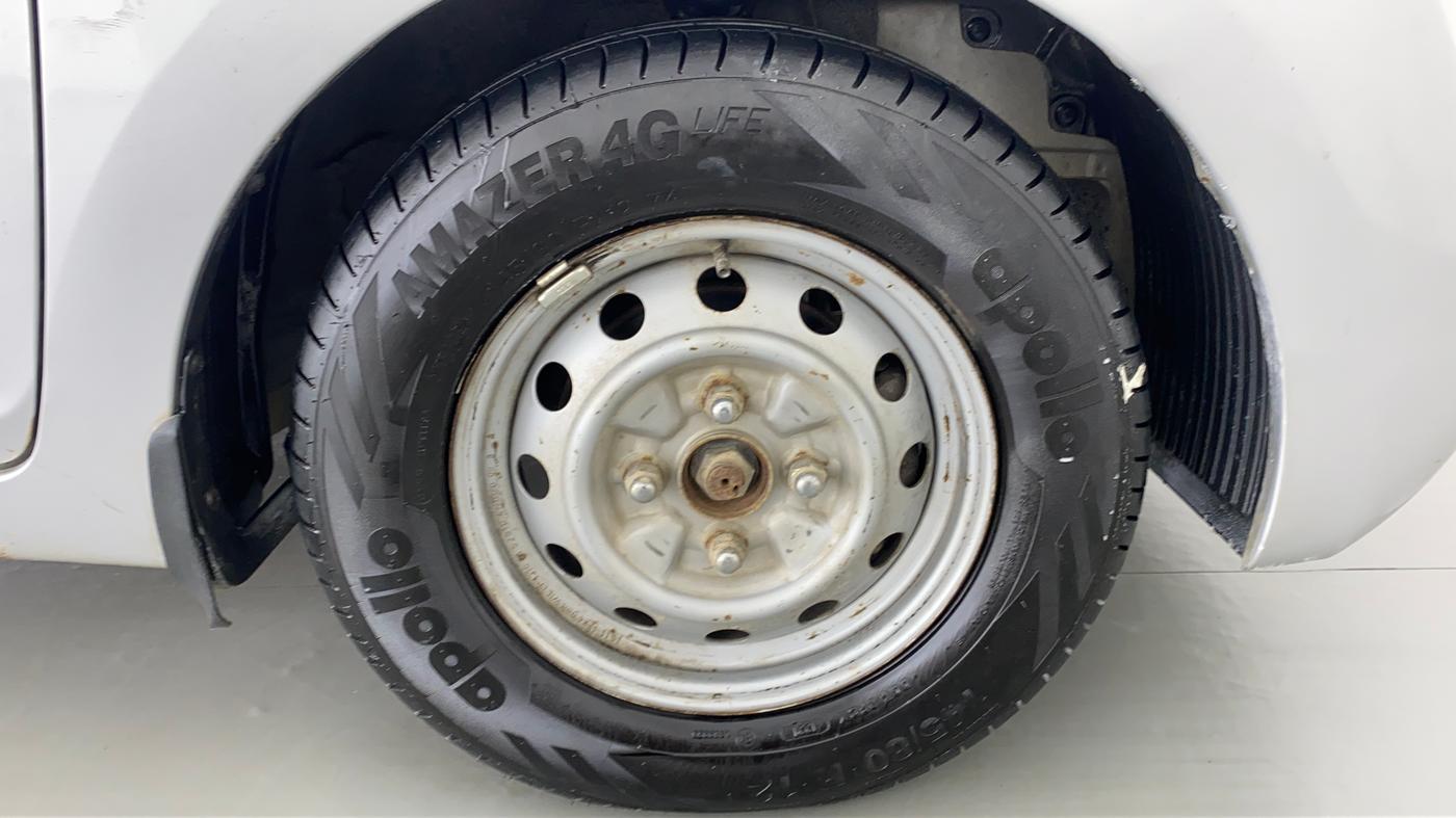 2015 Hyundai Eon ERA PLUS, Petrol, Manual, 75,840 km, Right Front Wheel