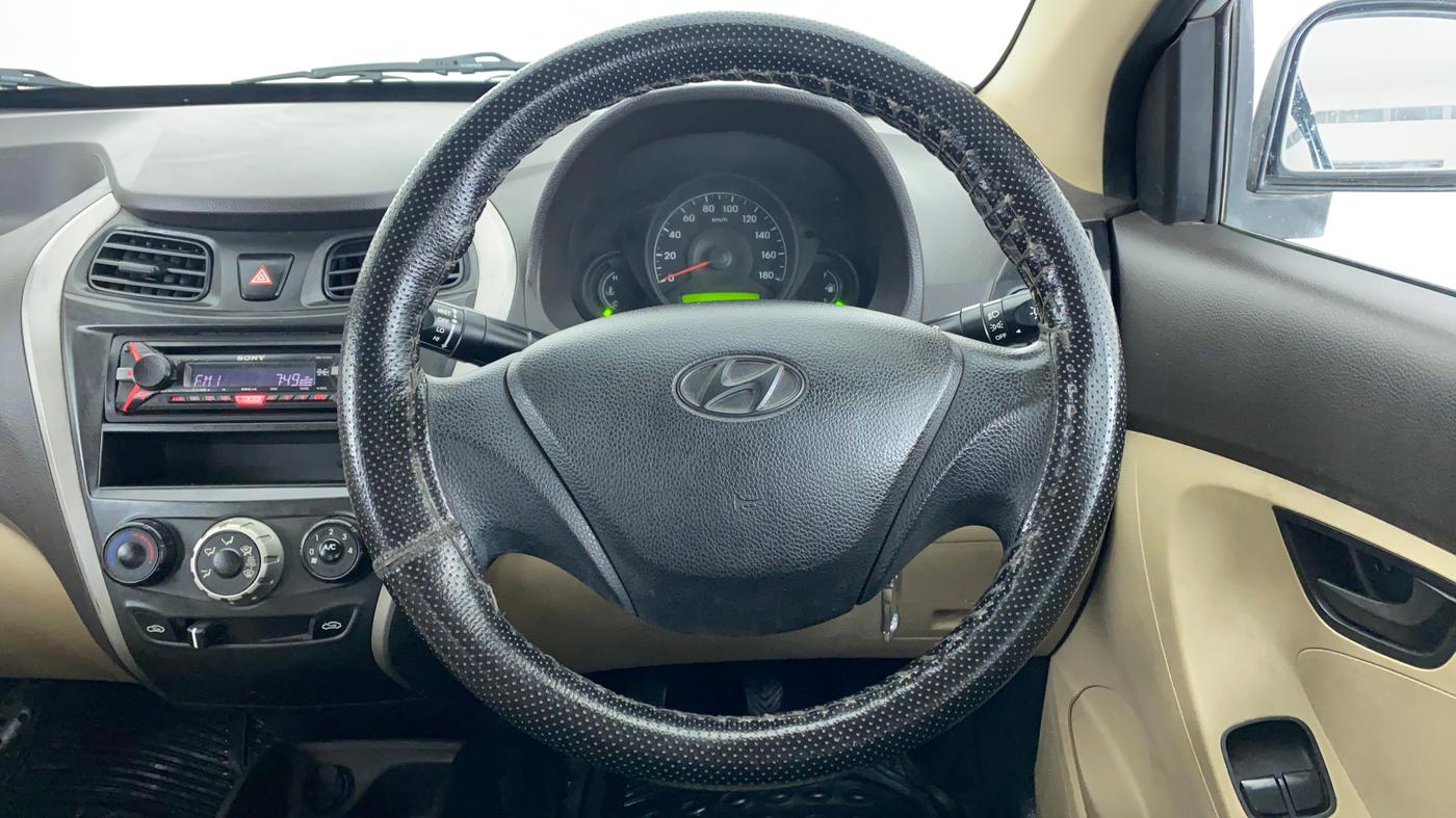 2015 Hyundai Eon ERA PLUS, Petrol, Manual, 75,840 km, Steering Wheel Close Up