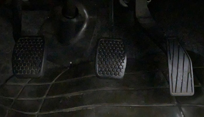 2017 Maruti Alto K10 VXI P, Petrol, Manual, Pedals