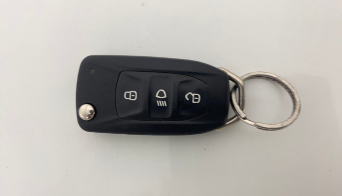 2020 Tata Tiago XZ PETROL, Petrol, Manual, 13,405 km, Key Close Up