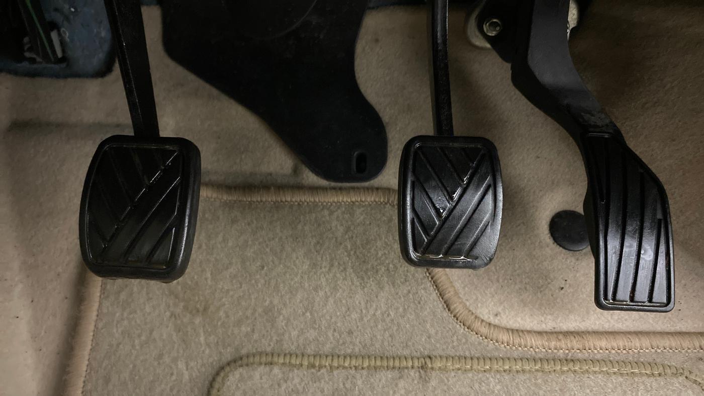 2013 Maruti Swift Dzire VXI, Petrol, Manual, 59,538 km, Pedals