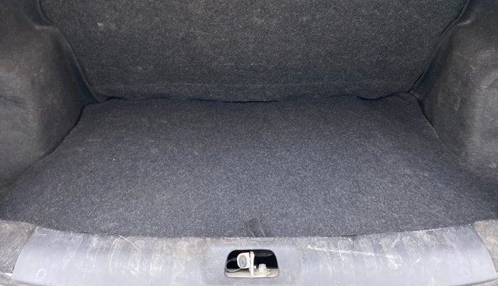 2013 Maruti Swift Dzire VXI, Petrol, Manual, 59,538 km, Boot Inside
